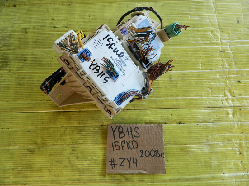 Блок предохранителей Suzuki Sx4 YB11S