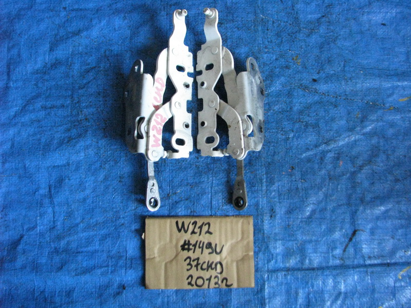 Петля капота Mercedes-benz E-class