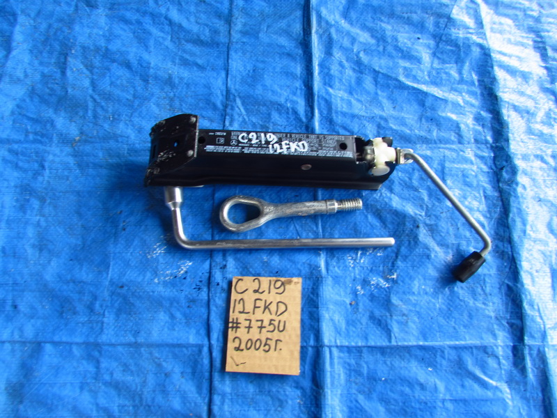 Домкрат Mercedes-benz Cls-class C219