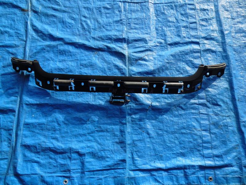 Крепление бампера BMW 1-series E87