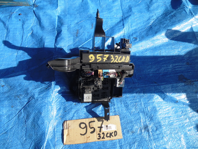 Блок предохранителей Porsche Cayenne 957