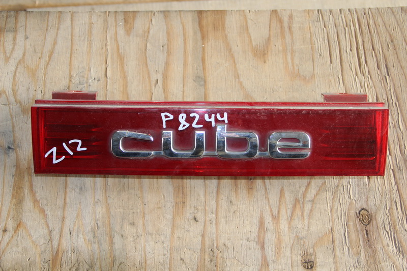 Планка багажника Nissan Cube Z12