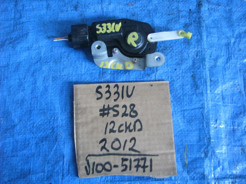 Замок задней двери Daihatsu Hijet S331V