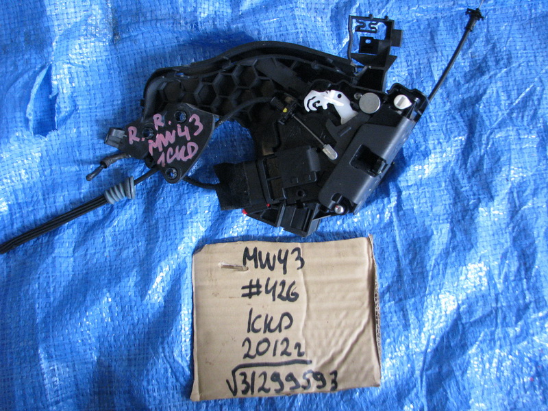 Замок двери Volvo V50