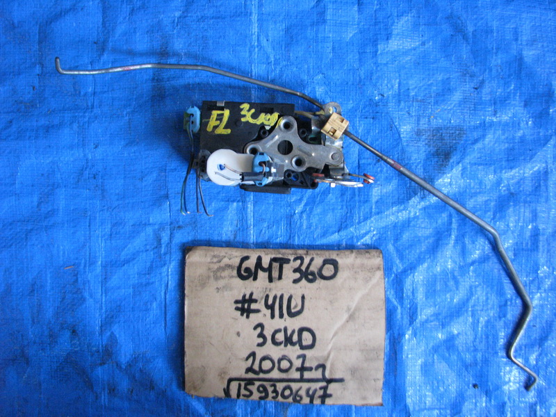 Замок двери Chevrolet Trailblazer GMT360