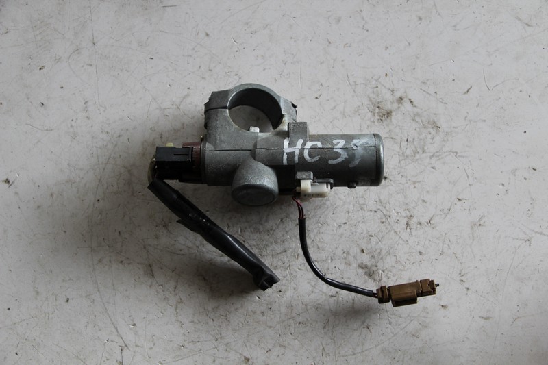 Замок зажигания Nissan Laurel