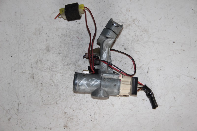 Замок зажигания Nissan March