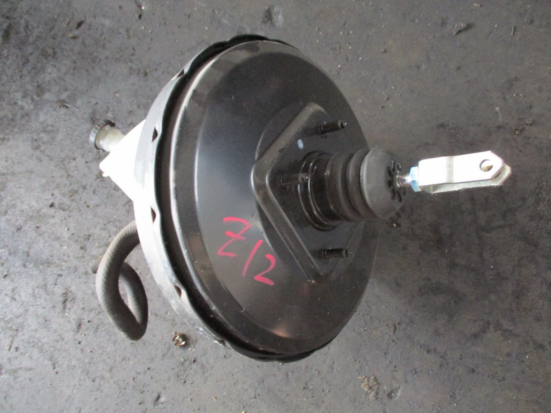 Главный тормозной цилиндр Nissan Cube