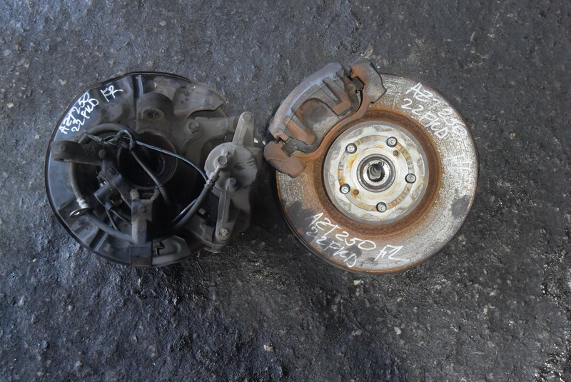 Ступица Toyota Avensis