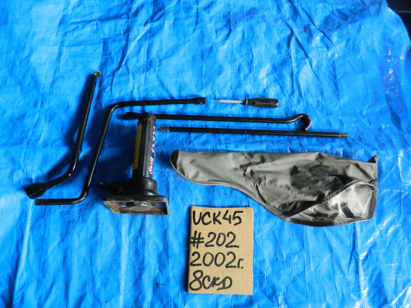 Домкрат Toyota Sequoia