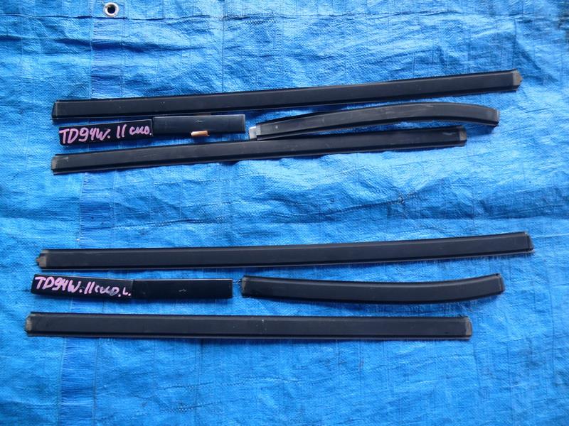 Молдинг на крышу Suzuki Escudo