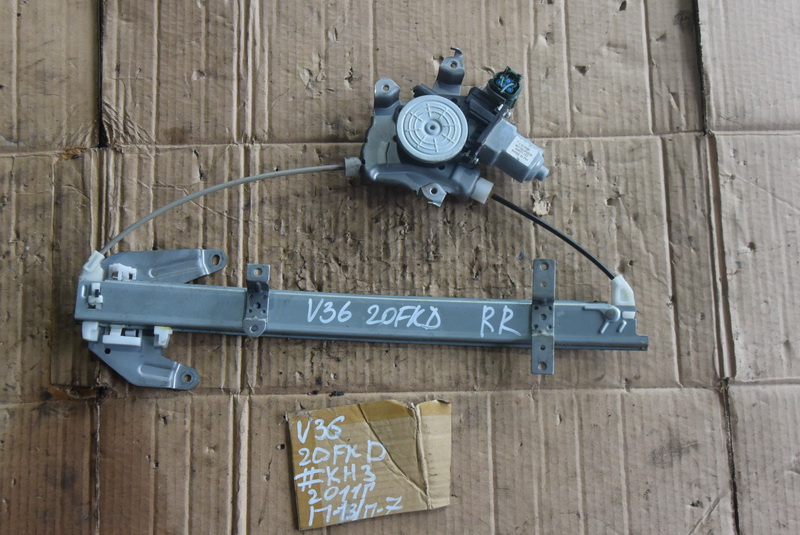 Стеклоподъемник Nissan Skyline