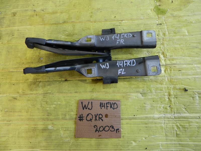 Петля капота Jeep Grand Cherokee WJ