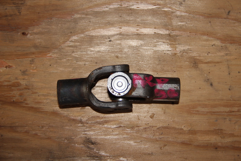 Рулевой карданчик Toyota Belta NCP96