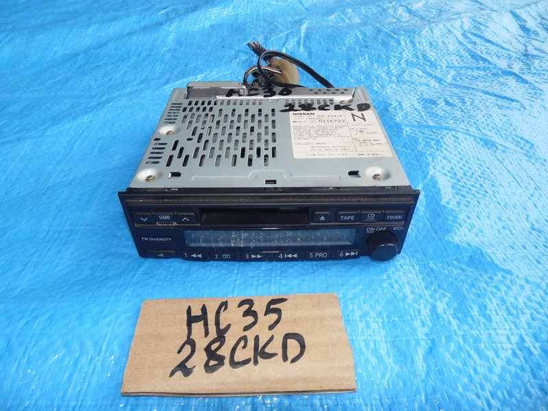Магнитофон Nissan Laurel HC35