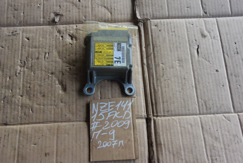 Блок SRS Toyota Corolla Fielder NZE141
