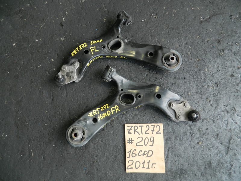 Рычаг Toyota Avensis ZRT272
