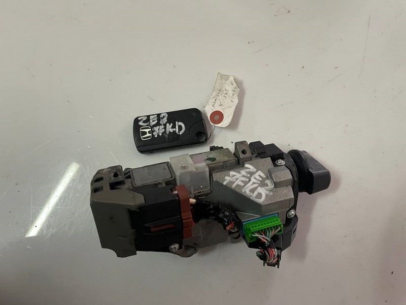 Замок зажигания Honda Insight