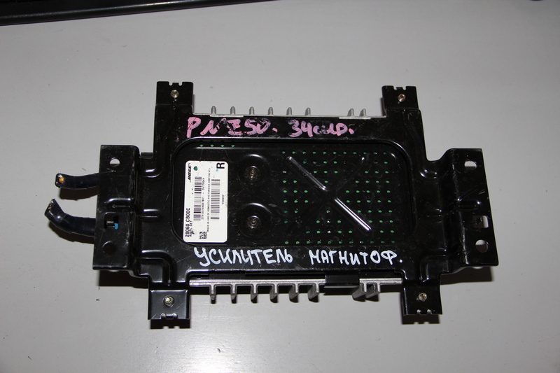 Усилитель магнитофона Nissan Murano