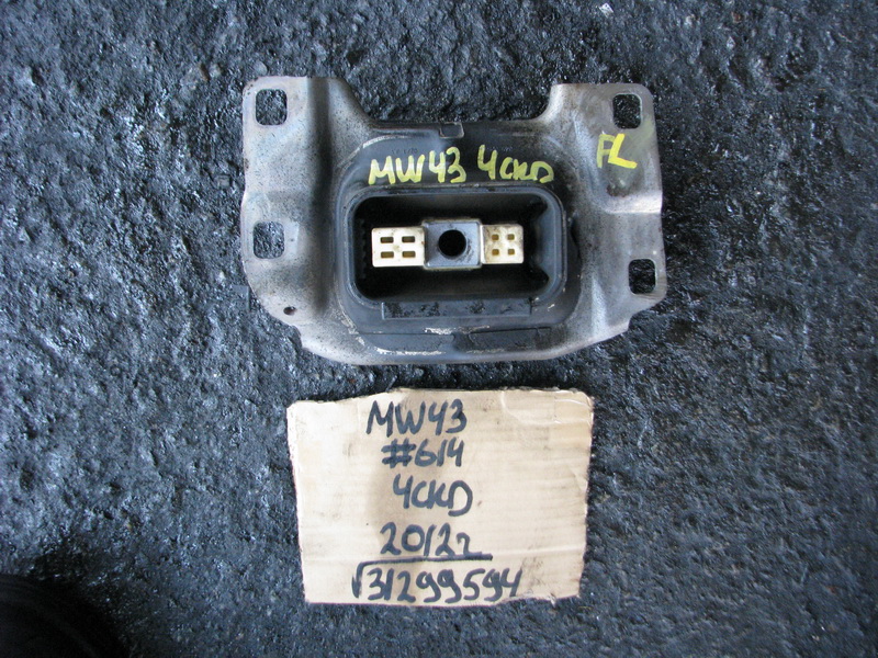 Подушка двигателя Volvo V50