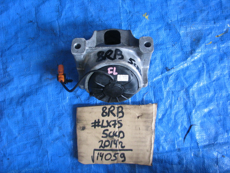 Подушка двигателя Audi Q5 8RB