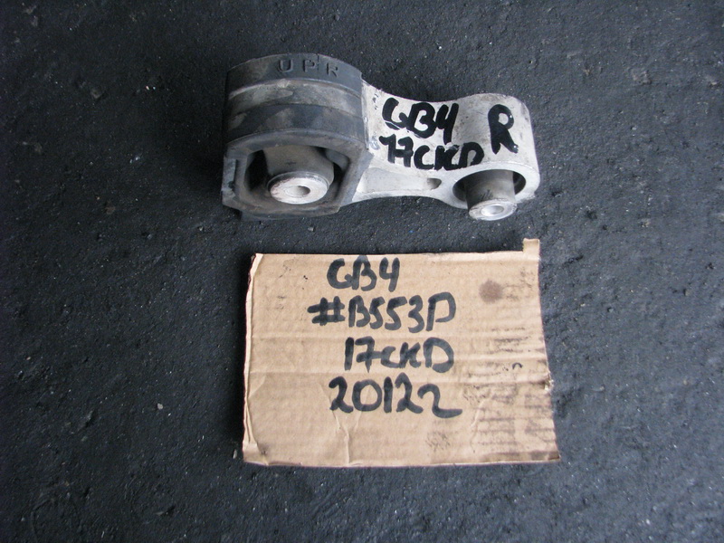 Подушка двигателя Honda Freed