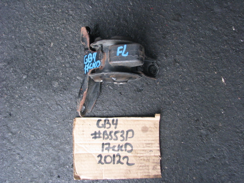 Подушка двигателя Honda Freed