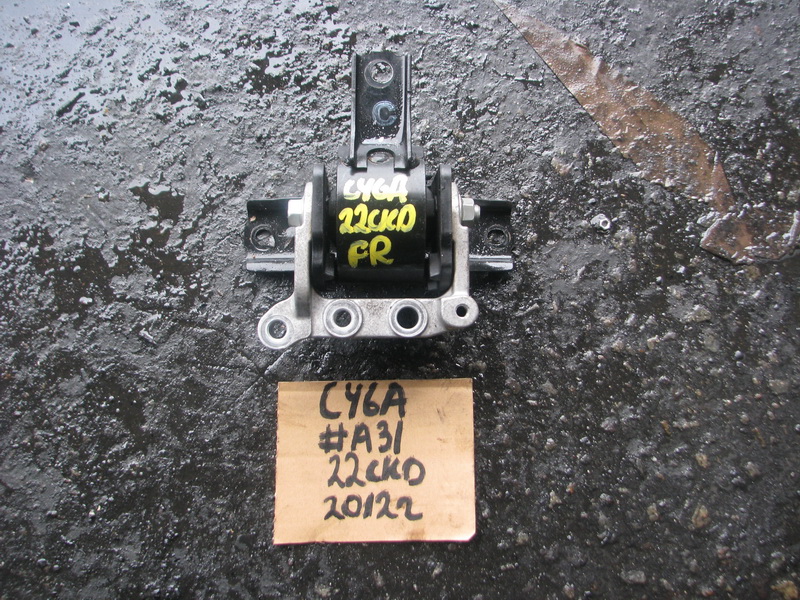 Подушка двигателя Mitsubishi Lancer