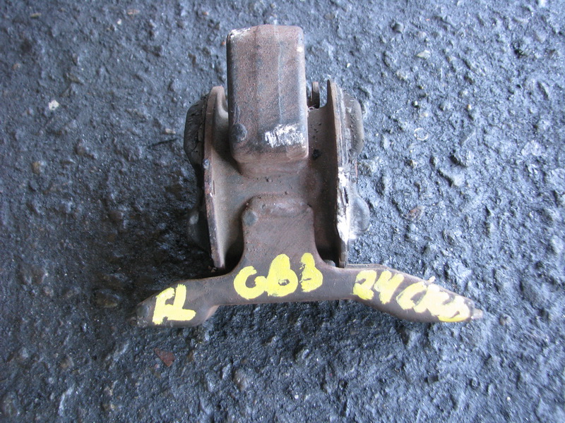 Подушка двигателя Honda Freed