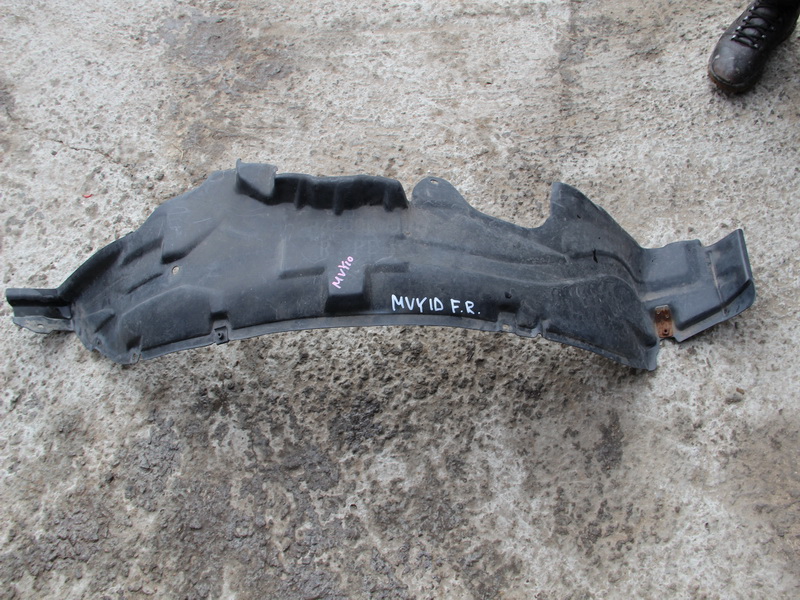 Подкрылок Nissan Ad MVY10