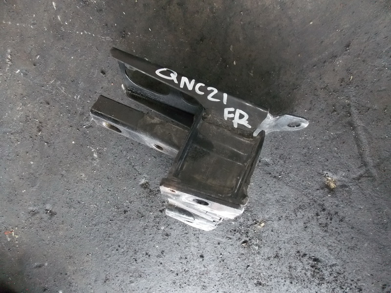 Подушка двигателя Toyota Bb QNC21