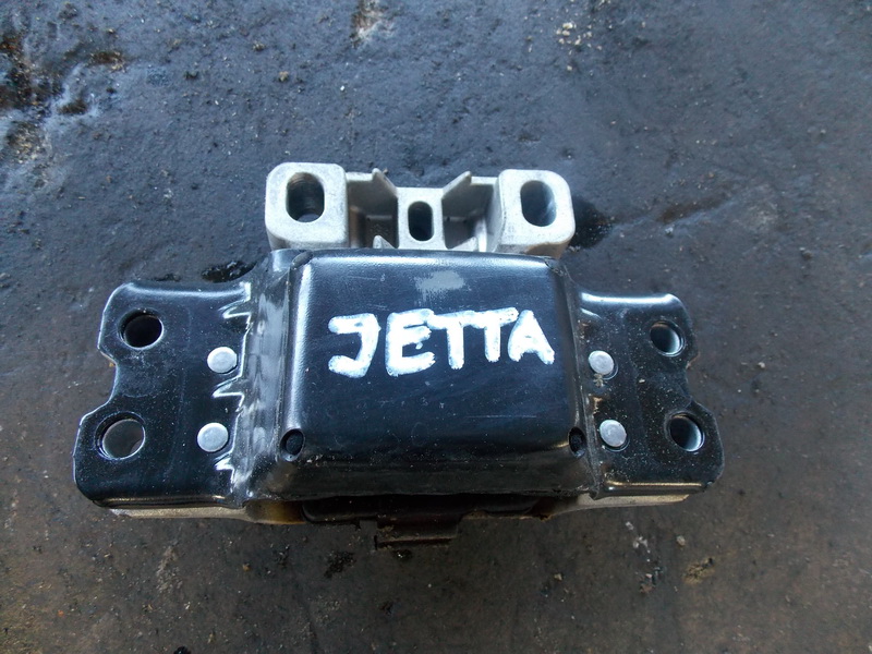 Подушка двигателя Volkswagen Jetta 1K2