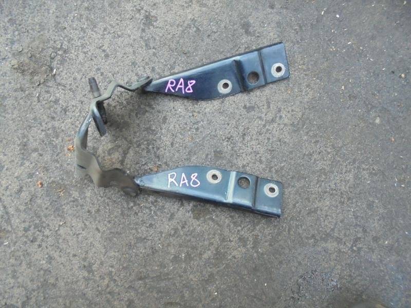 Петля капота Honda Odyssey