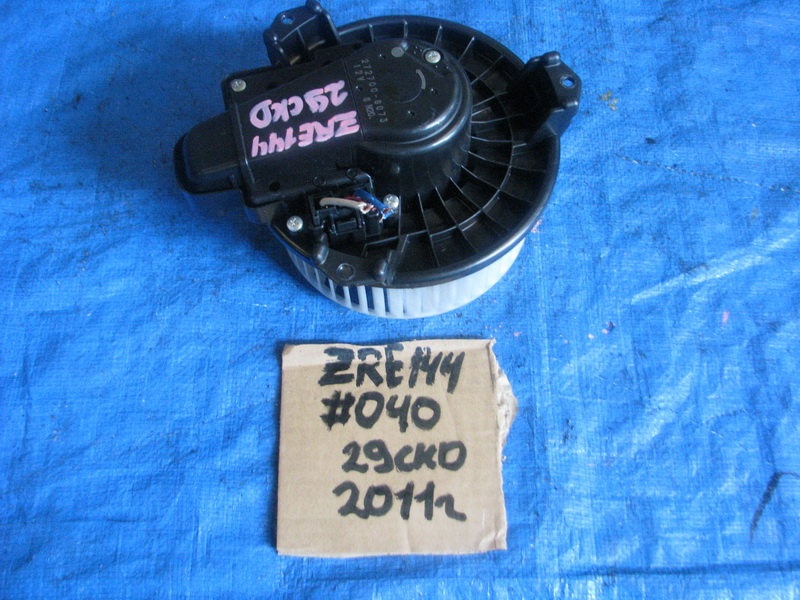 Моторчик печки Toyota Corolla Fielder ZRE144