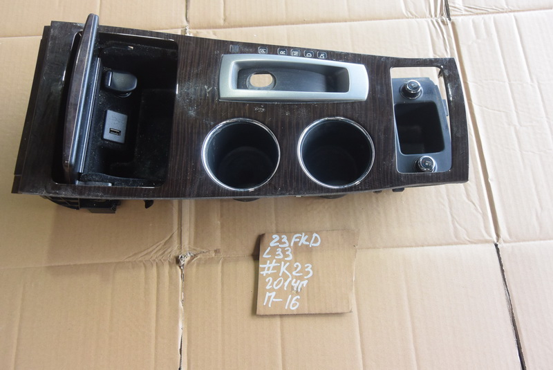 Консоль КПП Nissan Teana