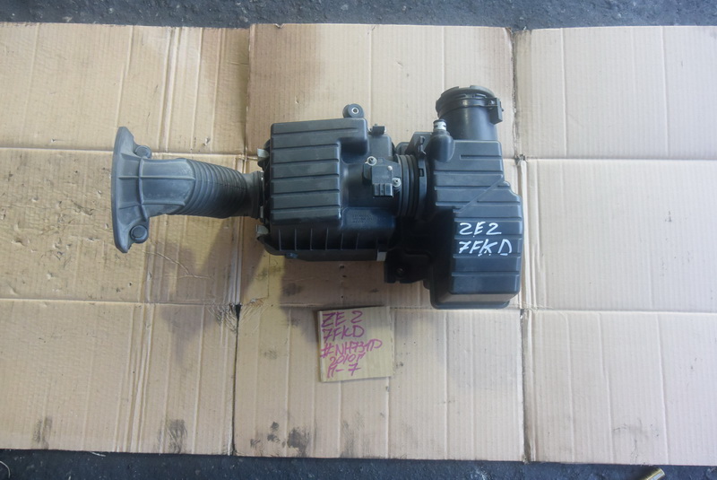 Корпус воздушного фильтра Honda Insight