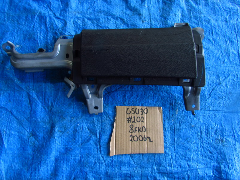 Airbag коленный Toyota Harrier GSU30