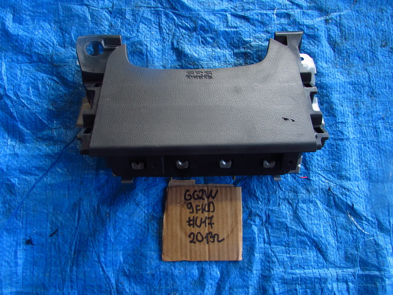 Airbag коленный Mitsubishi Outlander GG2W