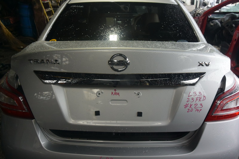 Крышка багажника Nissan Teana L33