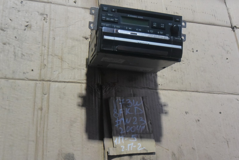 Магнитофон Mitsubishi Pajero
