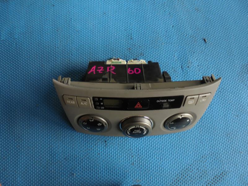 Блок управления климат-контролем Toyota Noah