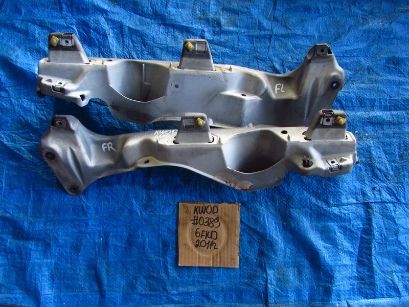 Крепление бампера Renaut Kangoo KW0D