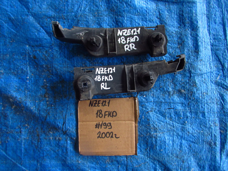 Крепление бампера Toyota Corolla Spacio