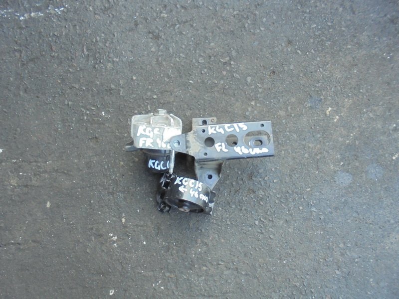 Подушка двигателя Toyota Passo