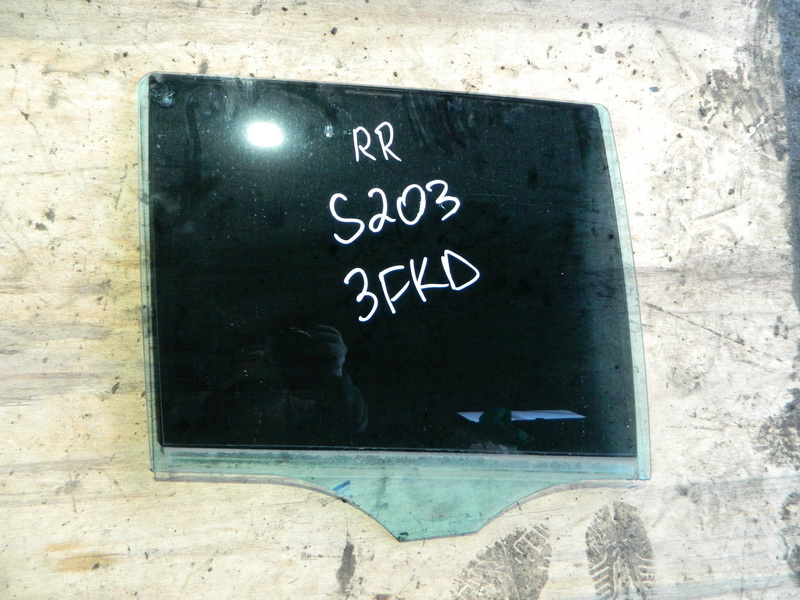 Стекло двери Mercedes-benz C-class S203