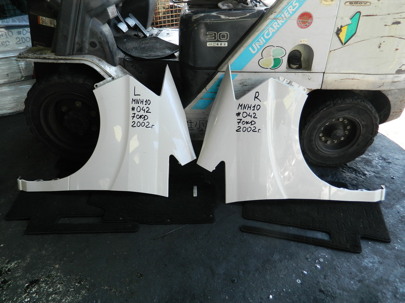 Крыло Toyota Alphard