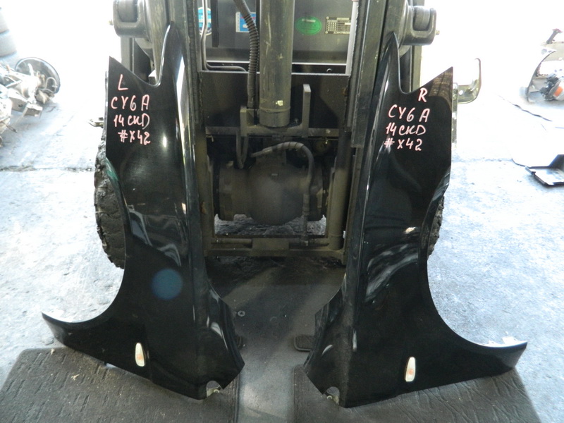 Крыло Mitsubishi Lancer