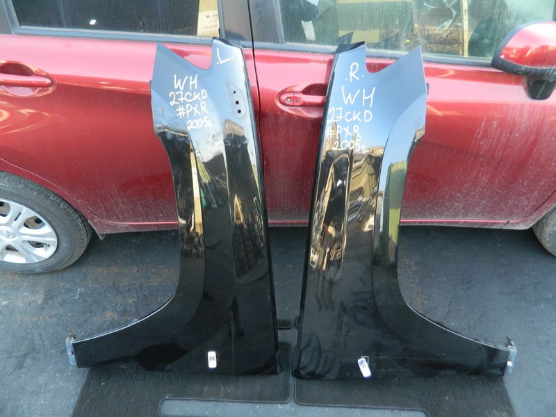 Крыло Jeep Grand Cherokee