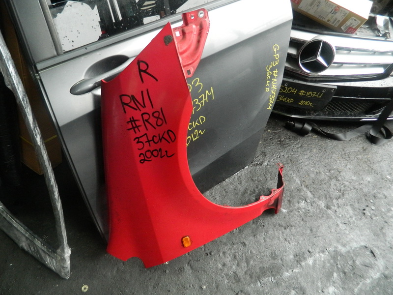 Крыло Honda Stream