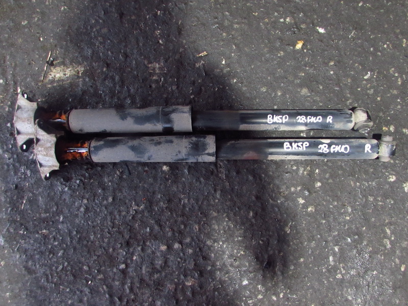 Амортизатор Mazda Axela